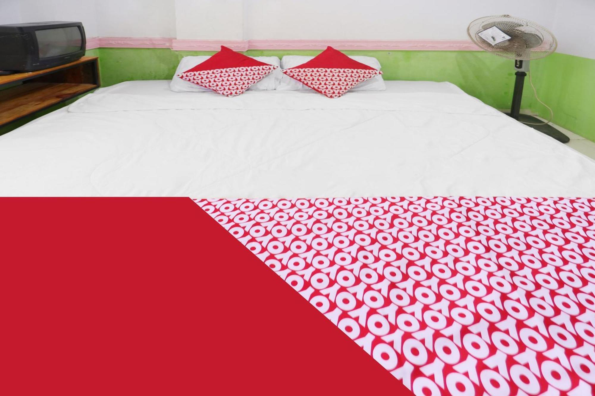 Spot On 91343 Kartika Guest House Syariahnearpantai Stres Jodoh  Екстер'єр фото